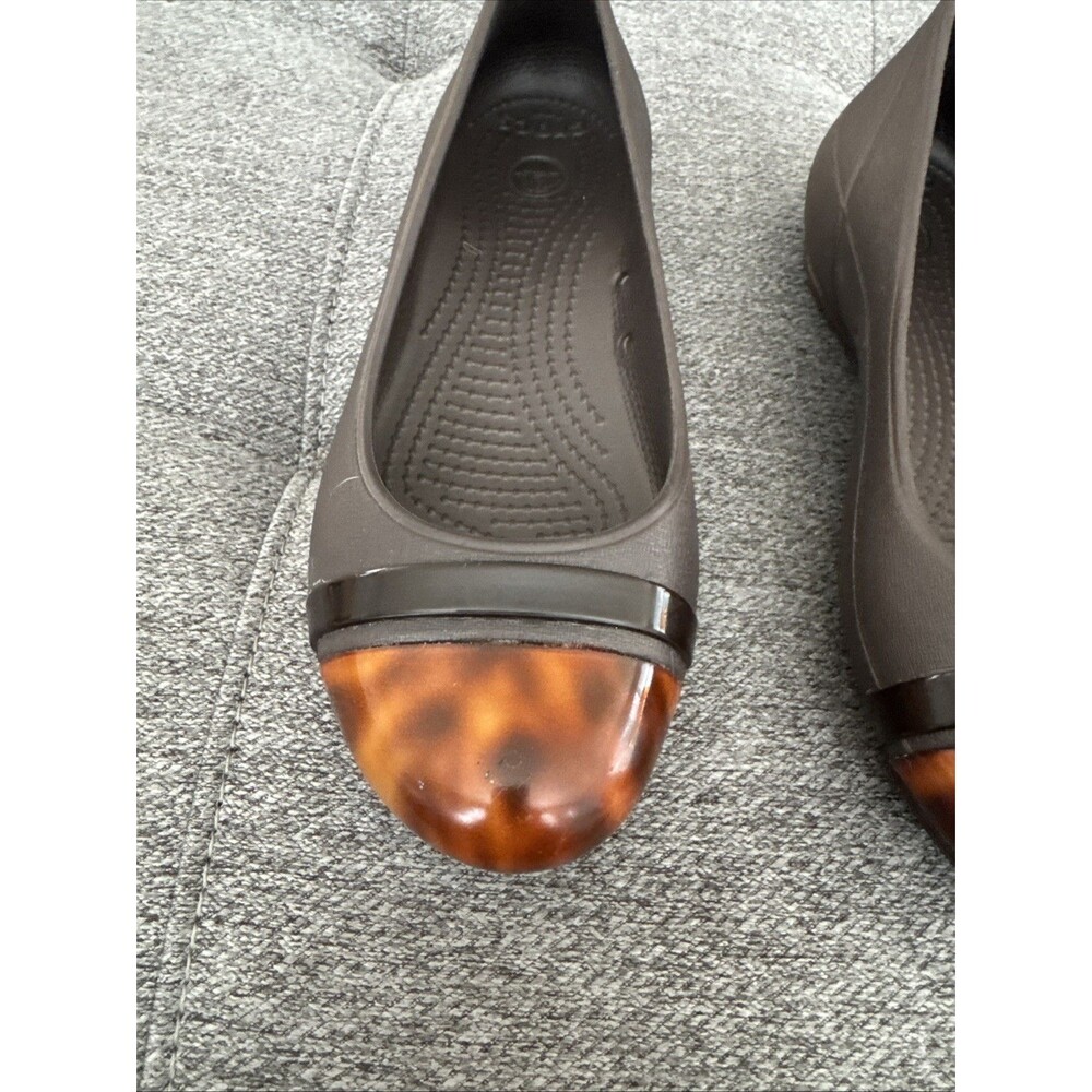 Crocs Gianna Alice Tortoise Shell Womens 6 Brown Cap Toe Ballet Flats Casual - Picture 2 of 16
